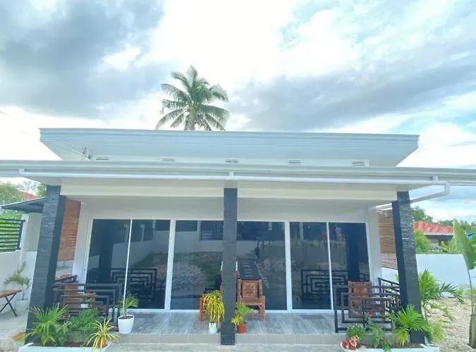Palm View Hotell *
